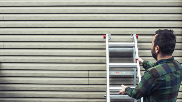 How To Choose The Right Materials for Your Siding Installation in 'Ivins, UT